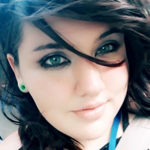 Meet your Posher, Kaelee